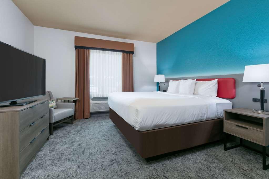 Comfort Suites Arlington - Entertainment District Room photo